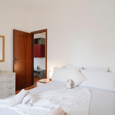 Near The Sea - Wifi And Parking Apartment Ventimiglia Bagian luar foto