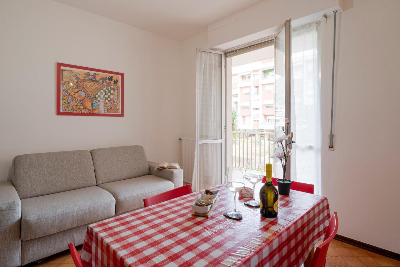 Near The Sea - Wifi And Parking Apartment Ventimiglia Bagian luar foto